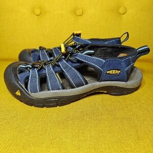 Keen Newport H2 Navy/Black Waterproof Hiking Sandals Women's Shoes Size 5